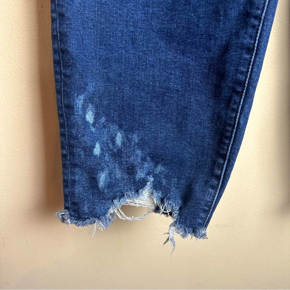 Lane Bryant High Rise Girlfriend Straight Jeans Flexmagic Waistband Crop 14 - Picture 6 of 16